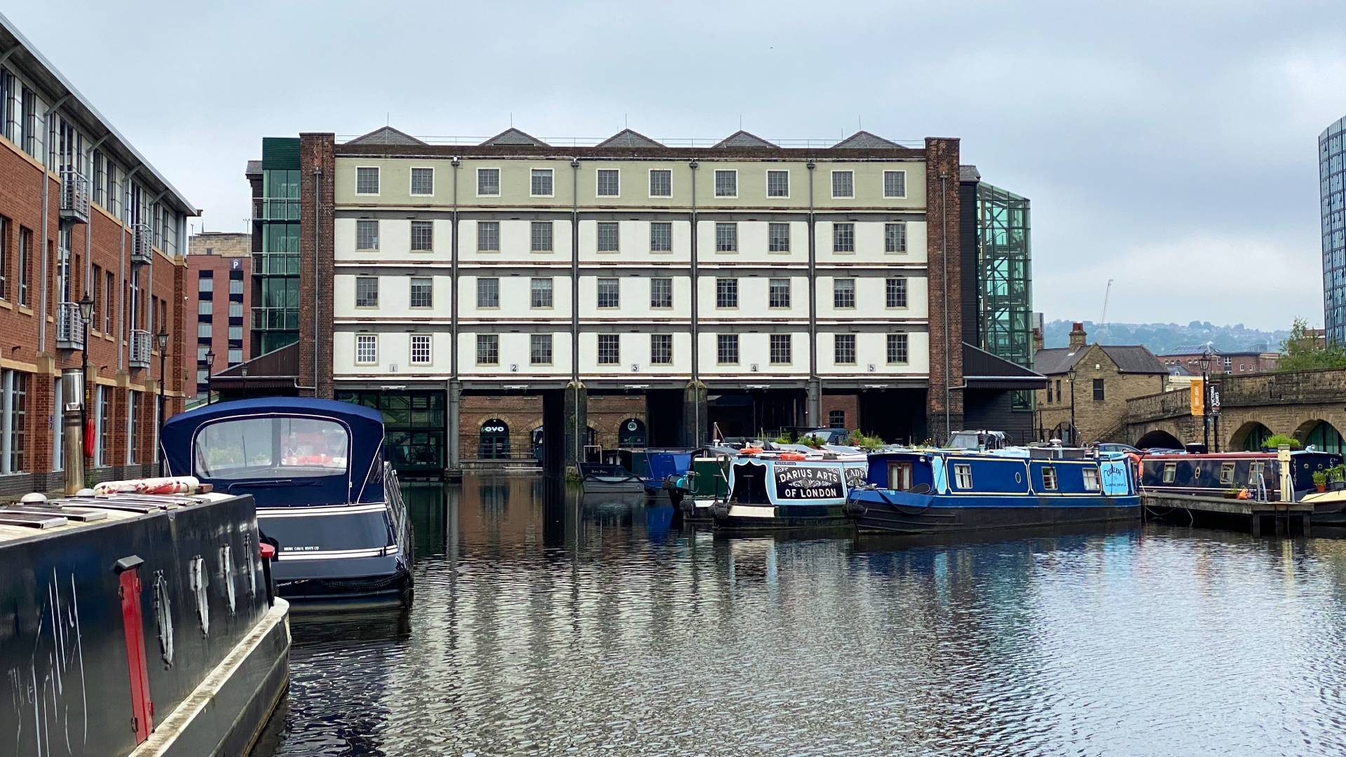 Picture of the Straddle Warehouse in Victoria Quays Sheffield